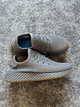 16x Dámské boty Adidas Deerupt Runner (3) - 2