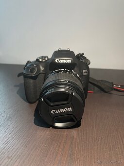 Canon EOS 2000D + 18-55mm IS + 75-300mm + brašna - 2