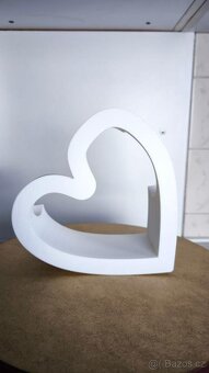 Stojan na víno ve tvaru srdce - 2