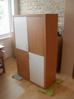 KOMODA, SKŘÍN, ZAKÁZKOVÁ VÝROBA, DVOJITĚ ZESÍLENÝ RÁM - 2