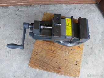 Strojní svěrák FMS 125 - 2