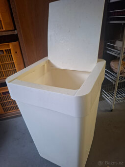 Odpadkový koš s víkem IKEA - 2