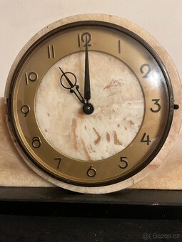 Hodiny art deco. 1. Republika - 2