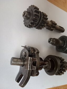 Převodovka ČZ 125/150 - 2