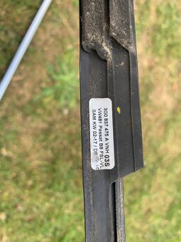 VW PASSAT B8 CHROMOVÉ STÍRACÍ LISTY LEVÉ - 2