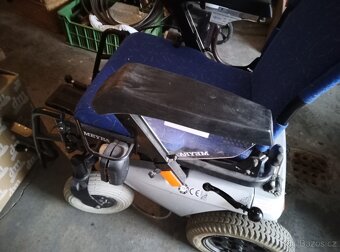 Elektrický invalidní vozík - 2