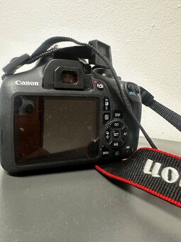 Zrcadlovka Canon - 2