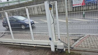 posuvné brána 5 metru - 2