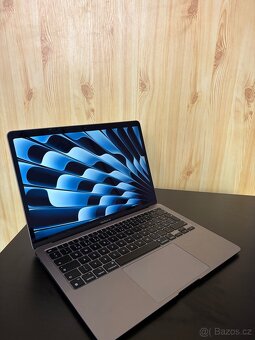 Apple MacBook Air 13 2020 M1 - 2