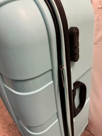 Cestovní kufr velký - 2
