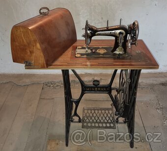 Šicí stroj Minerva Bobbin - 2