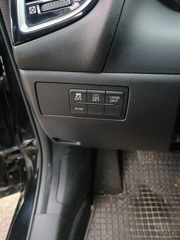 Mazda 3 2013 benzín - 2