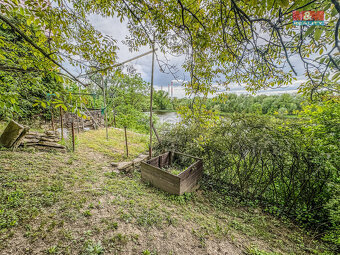 Prodej zahrady, 422 m², s chatou - 2