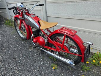 Jawa 250 Special - 2