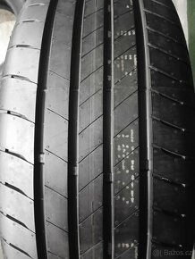 4ks nove letni 235/55/18 Bridgestone - 2