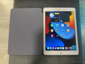 iPad Air 2 Cellular + WiFi 16GB Gold s magnetickým pouzdrem - 2