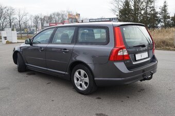 Volvo V70 D5 - 2
