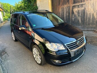 VW Touran 2.0 TDI - 2