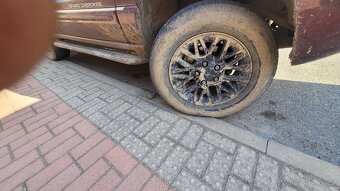 5x127 r17 jeep - 2