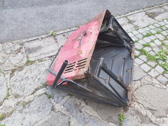 Koš k zahradnímu trakturku - 2