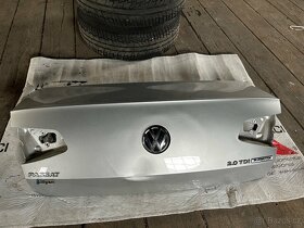 Zadní páté dveře Vw Passat B8 - 2