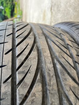 Hankook 255/35 ZR18 - 2