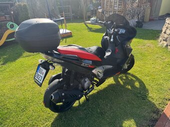 Aprilia SR 125 Max , najeto 18 tis km. - 2