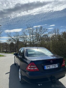 Mercedes benz w203 C-Class - 2
