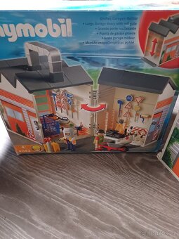 Playmobil,velká garáž - 2