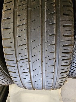Barum 235 45 17 - 2