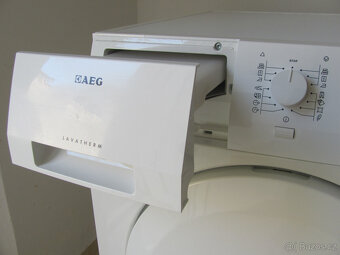KONDENZAČNÍ SUŠIČKA PRÁDLA AEG - 7KG - 2