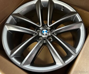 5x112 R19 8,5J ET25 BMW G11 G12 originál - 2