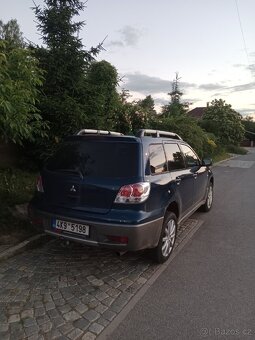 Mitsubishi Outlander 2.4 benzín 118kw rok 2003 - 2