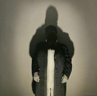 Martin Štrba - V kabáte (1987) - 2