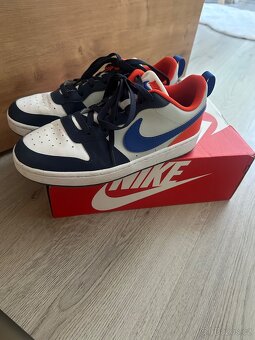 TENISKY NIKE VEL.40 - 2