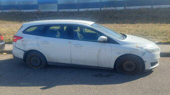 FORD FOCUS 1.6 - 2