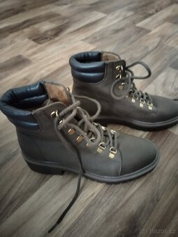 Dámská obuv vel 36 - 2