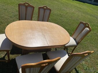 Jídelní stůl a židle - 2