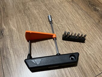 Momentový klíč na kolo - 2