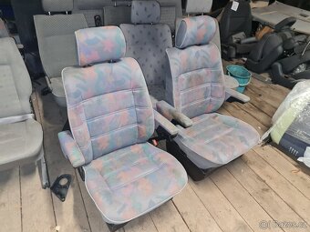 VW T4 přední sedačky s loketními opěrkami - 2
