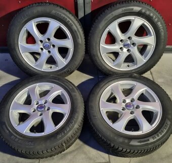 16"MÍRNĚ JETÁ ZIMNÍ OBUTÁ ALU KOLA 5x108 VOLVO V40 - 2