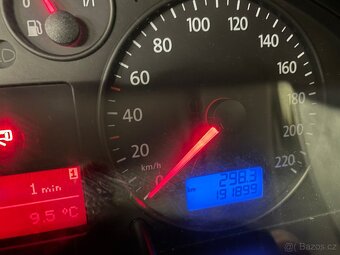 VW T5 Multivan 2,5 TDI - 2