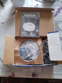 nov nepouzivany CD prehravac - 2