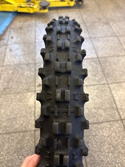 Pneu 90/100 r21 Michelin - 2