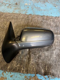 Zrcátko Levé přední - 2