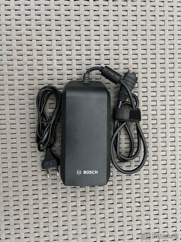Nabíječka BOSCH Standard 4A (ne Bosch SMART) - 2