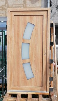 Vchodové plastové dveře - 2