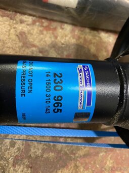 Tlumiče Ford sachs 230 956 plus zadní - 2