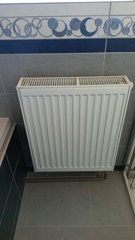 Deskový radiátor typ 22 - 2