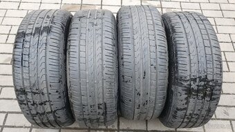 225/55/17 bmw x1 - 2